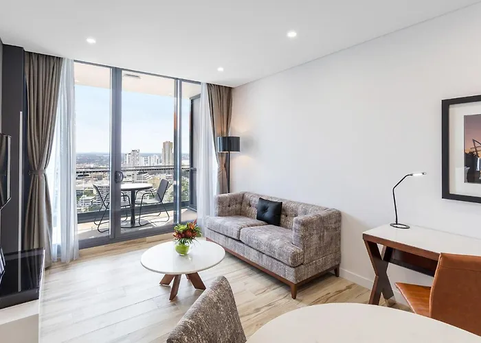 One-Bedroom King Suite